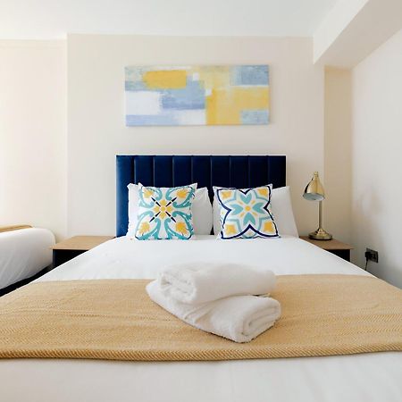 Two Bedroom Apartment Near Hyde Park And Oxford Street London Exterior photo